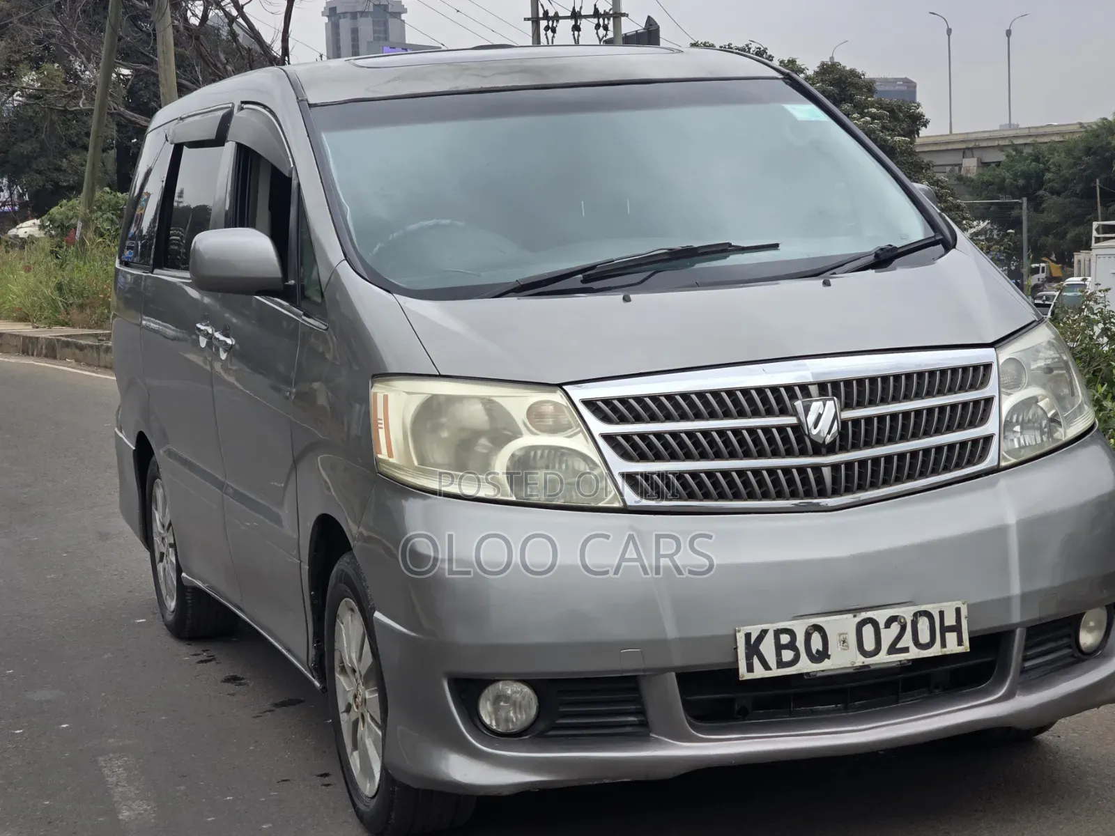 Toyota Alphard 2005 Silver