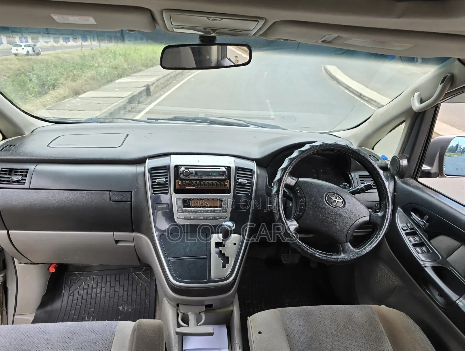 Toyota Alphard 2005 Silver
