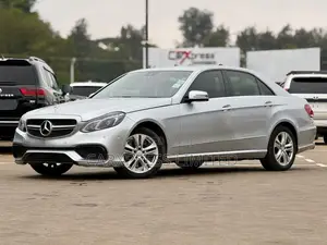 Mercedes-Benz E350 Base 4dr Sedan RWD (3.5L 6cyl 7A) 2010 Silver