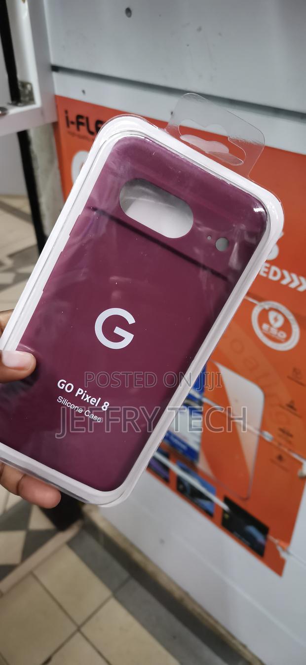 Printed "G" Logo and Text That Reads "GO Pixel 8 Silicone Case" - thumbnail 2