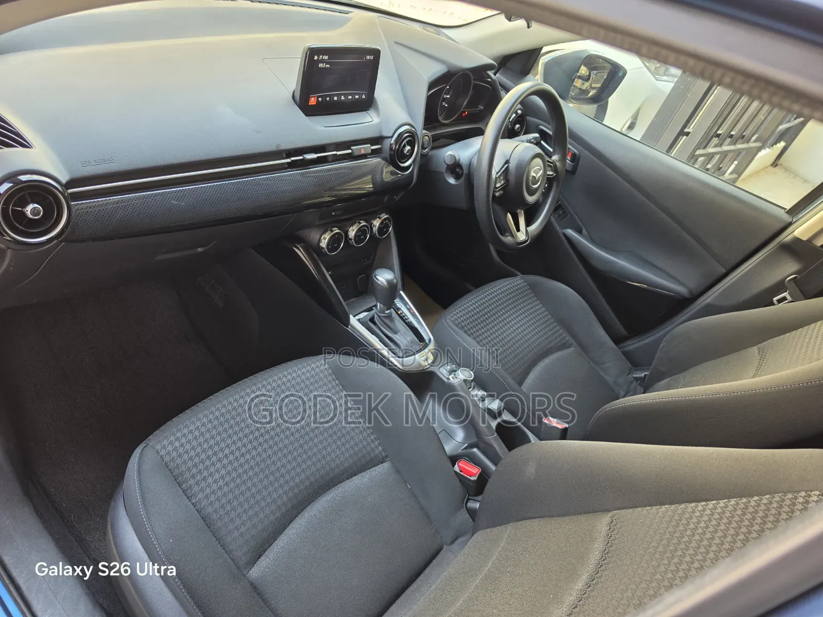 Mazda Demio 2019 Blue
