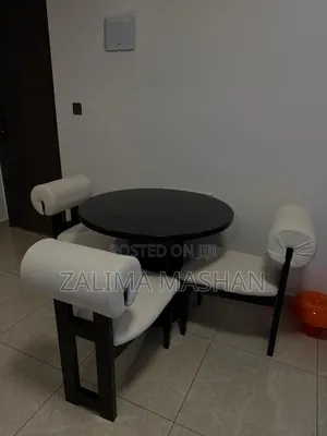 Elegant 3-Seater Off-White Dining Table Set – Modern Stylish
