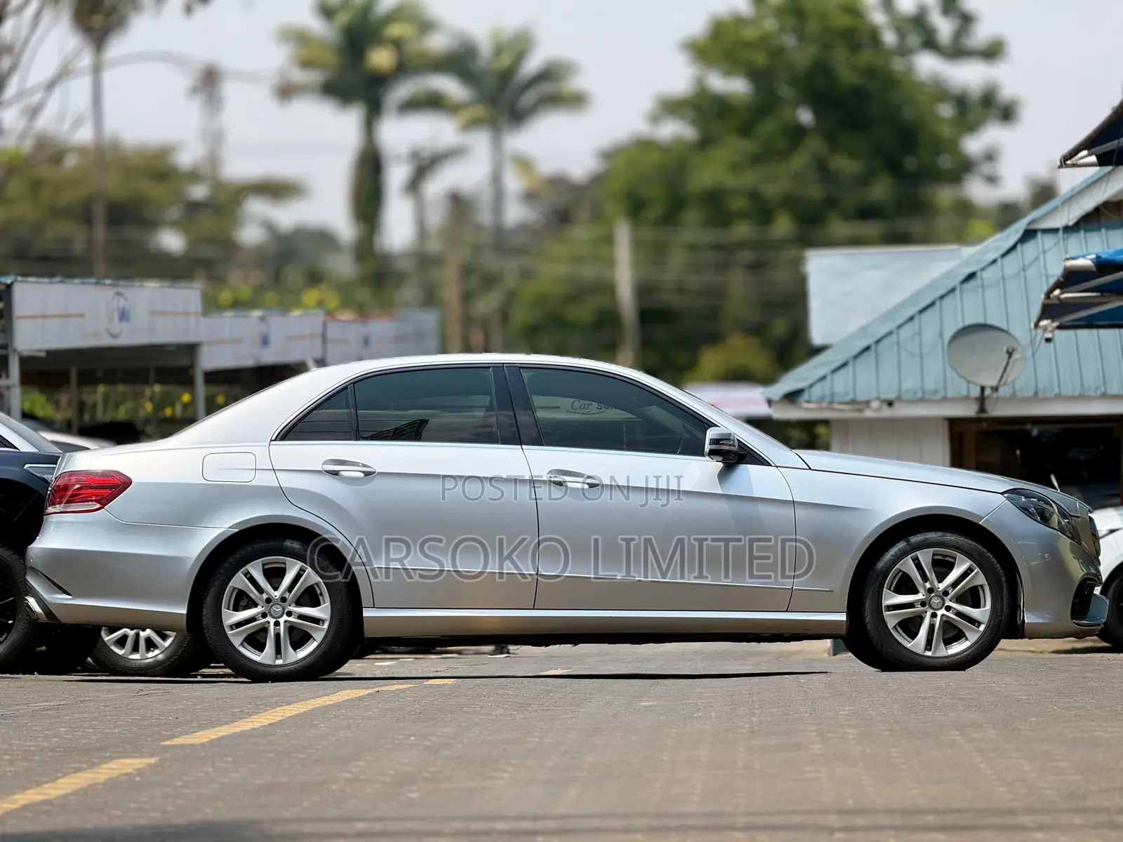 Mercedes-Benz E350 Base 4dr Sedan RWD (3.5L 6cyl 7A) 2010 Silver