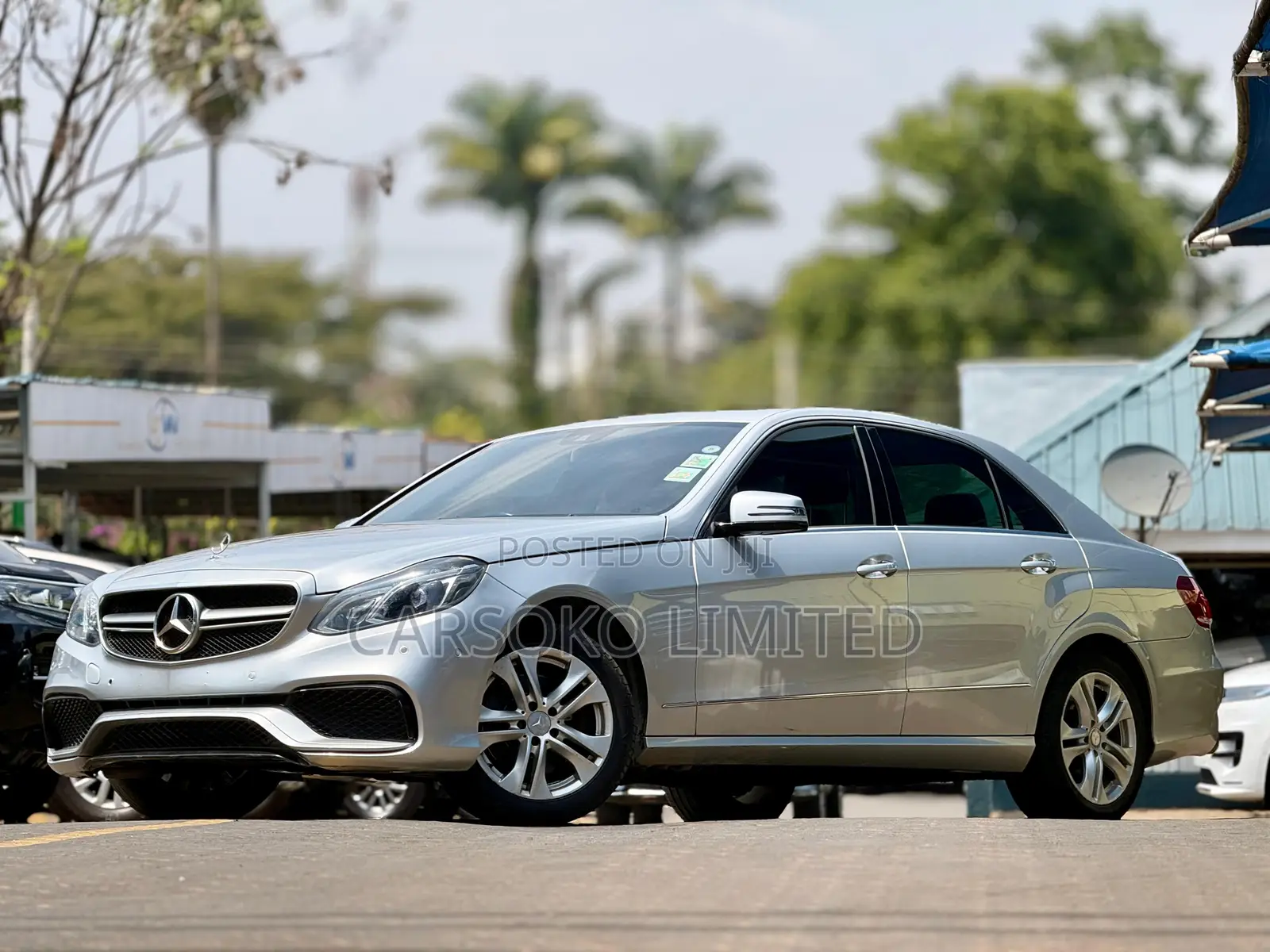 Mercedes-Benz E350 Base 4dr Sedan RWD (3.5L 6cyl 7A) 2010 Silver