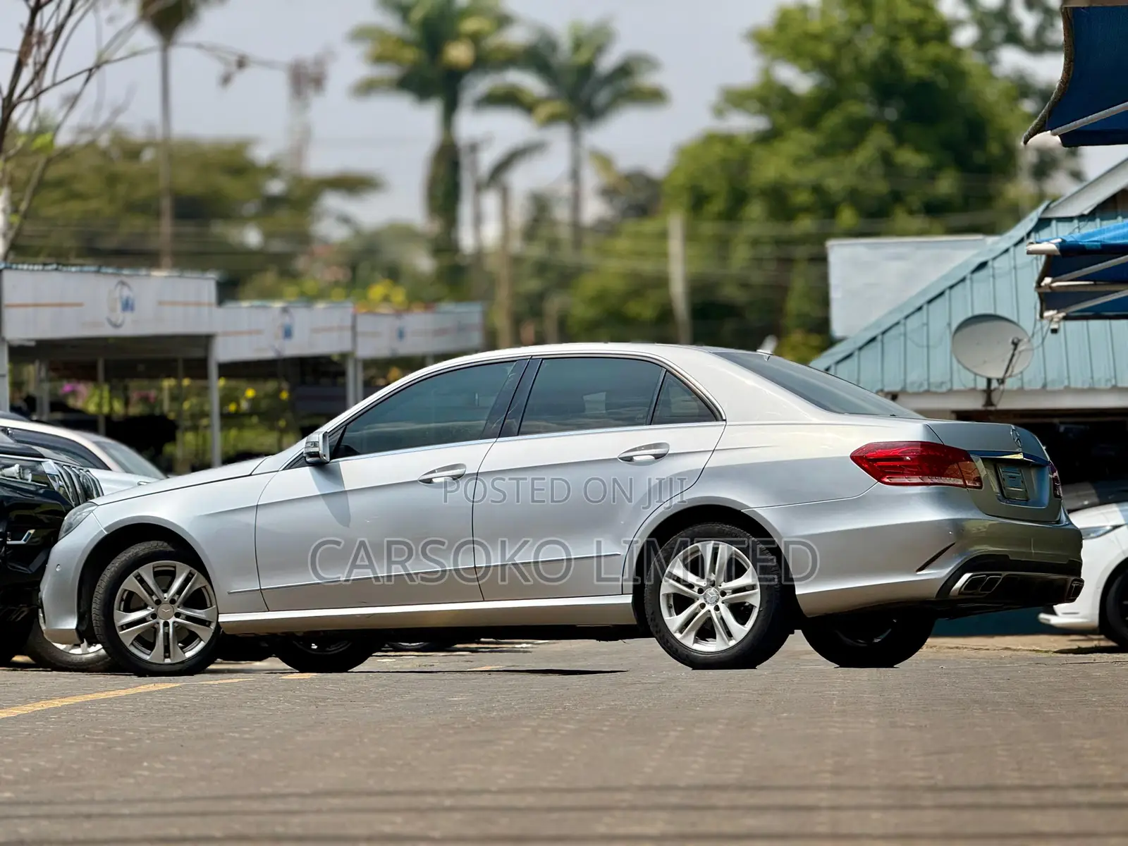 Mercedes-Benz E350 Base 4dr Sedan RWD (3.5L 6cyl 7A) 2010 Silver