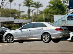 Mercedes-Benz E350 Base 4dr Sedan RWD (3.5L 6cyl 7A) 2010 Silver