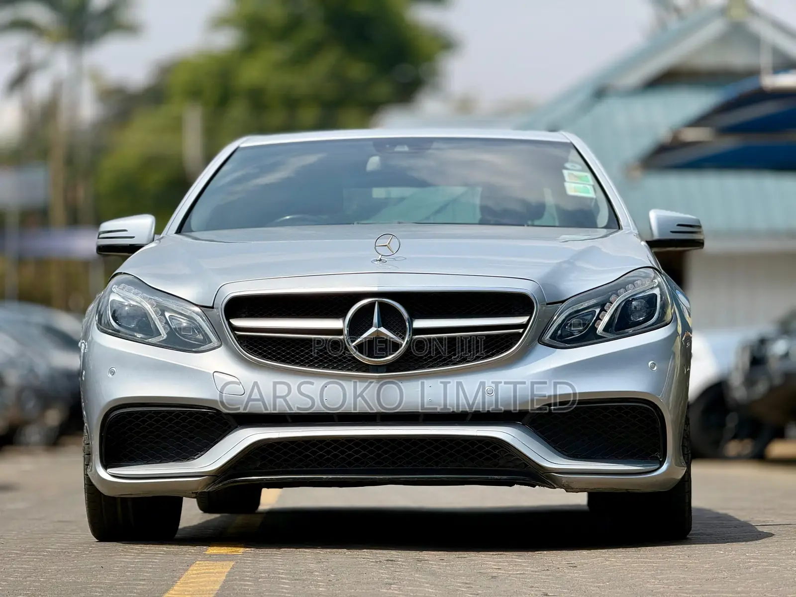 Mercedes-Benz E350 Base 4dr Sedan RWD (3.5L 6cyl 7A) 2010 Silver