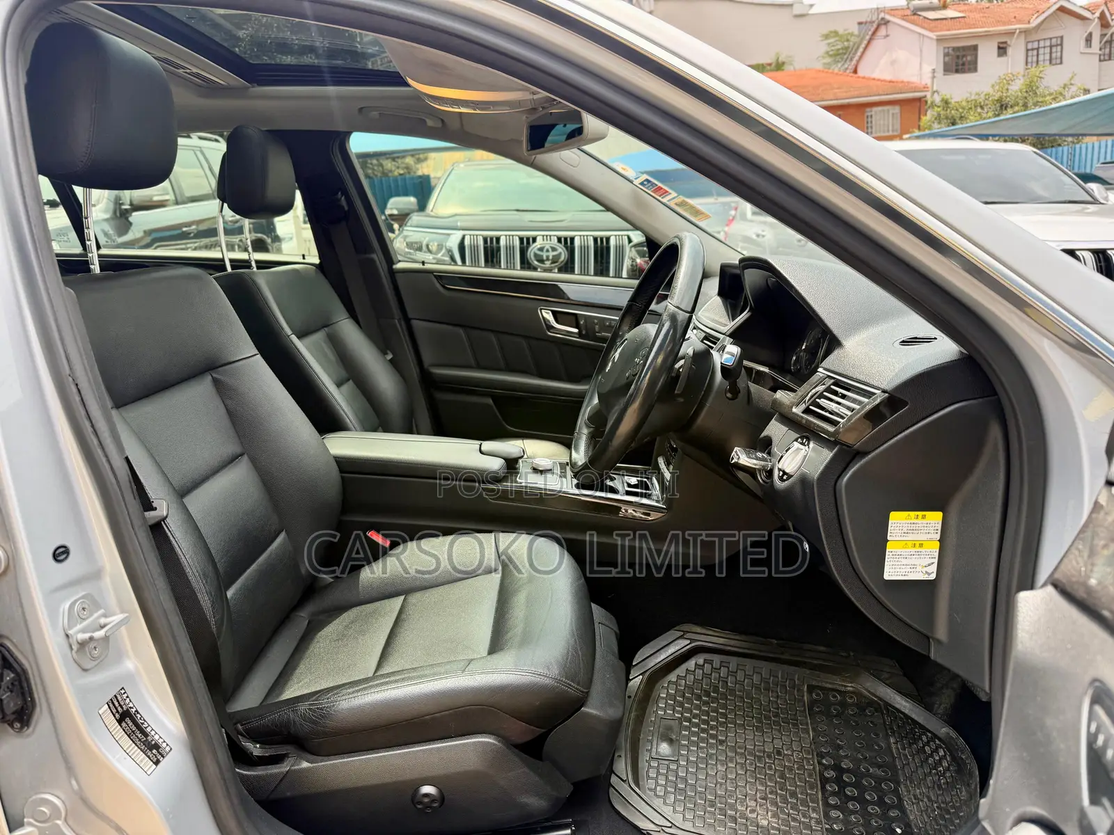 Mercedes-Benz E350 Base 4dr Sedan RWD (3.5L 6cyl 7A) 2010 Silver