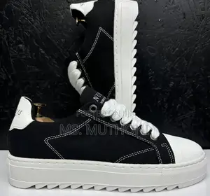 The Numeriś Atelier Acrylic Collection Sizes :40-45