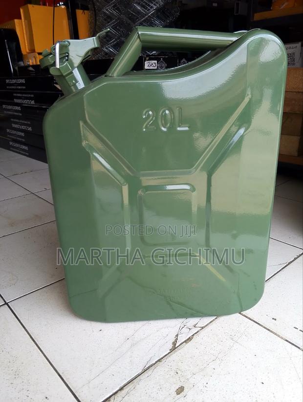 Quality Fuel Jerrycan - thumbnail 2