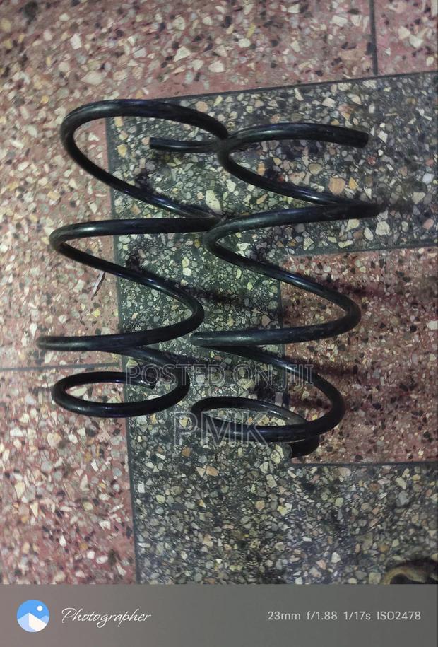 Subaru Forester Front Springs - thumbnail 2