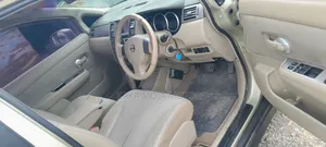 Nissan Tiida 2006 Beige