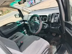 Nissan Serena 2005 Gray