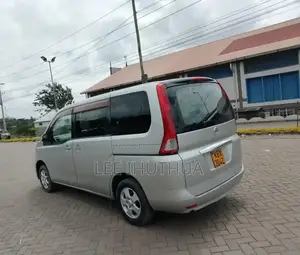 Nissan Serena 2005 Gray