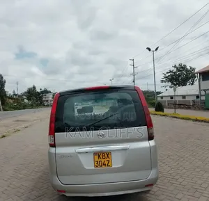 Nissan Serena 2005 Gray