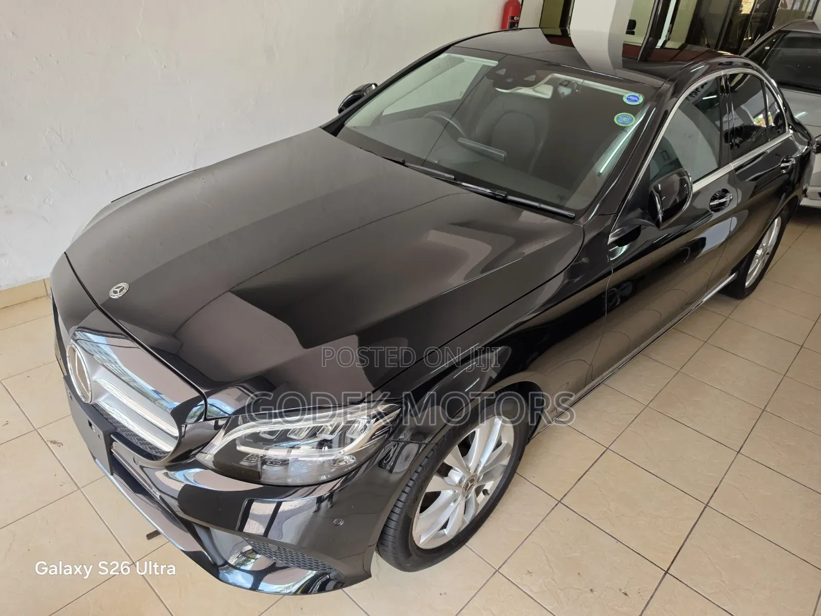 Mercedes-Benz C180 2019 Black