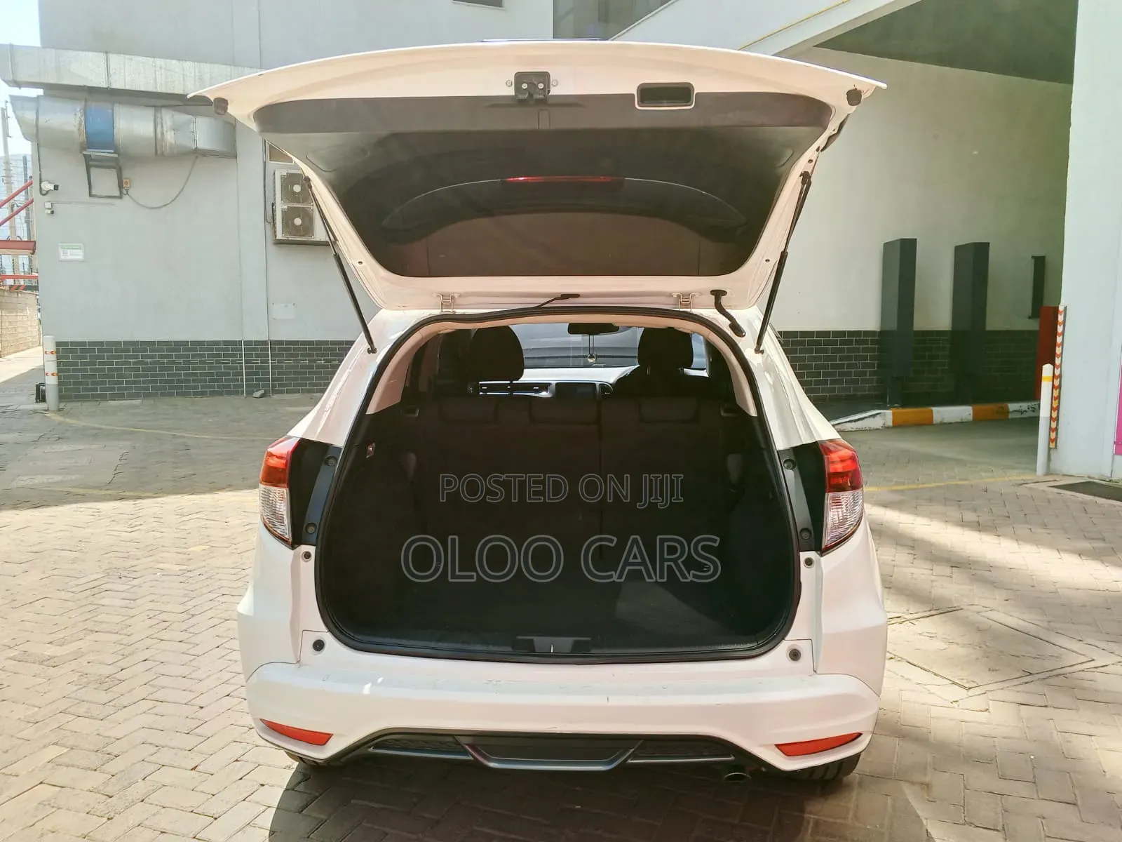 Honda Vezel 2017 White