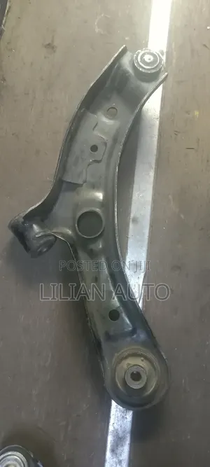 Suzuki Solio Arm