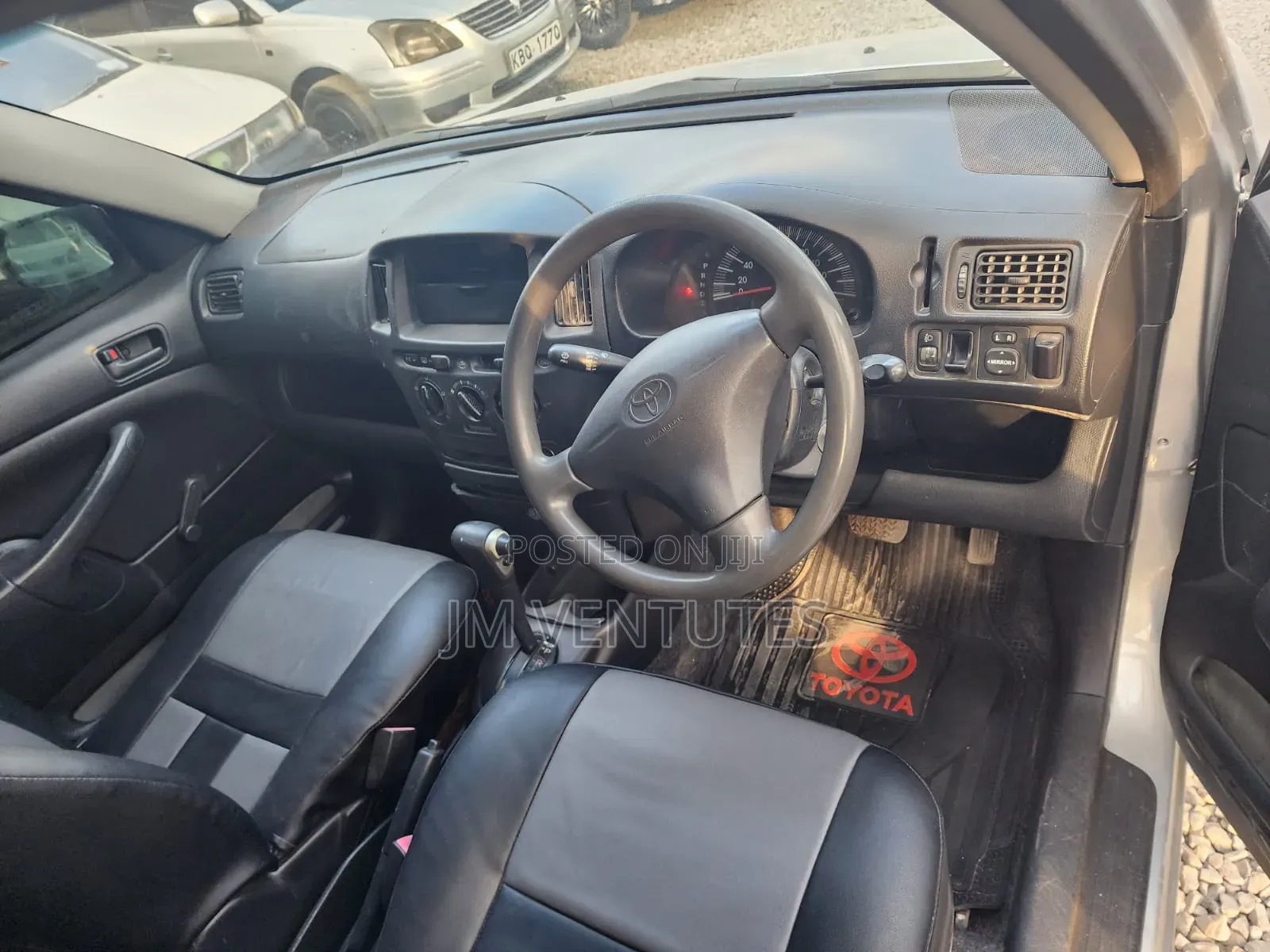 Toyota Probox 2012 Silver