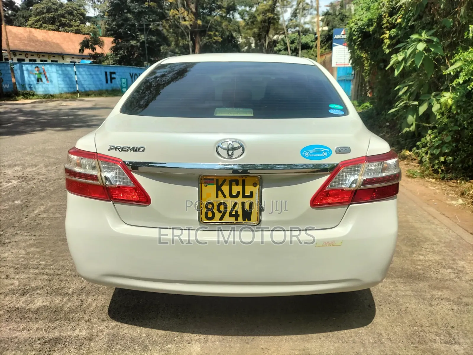 Toyota Premio 2010 White