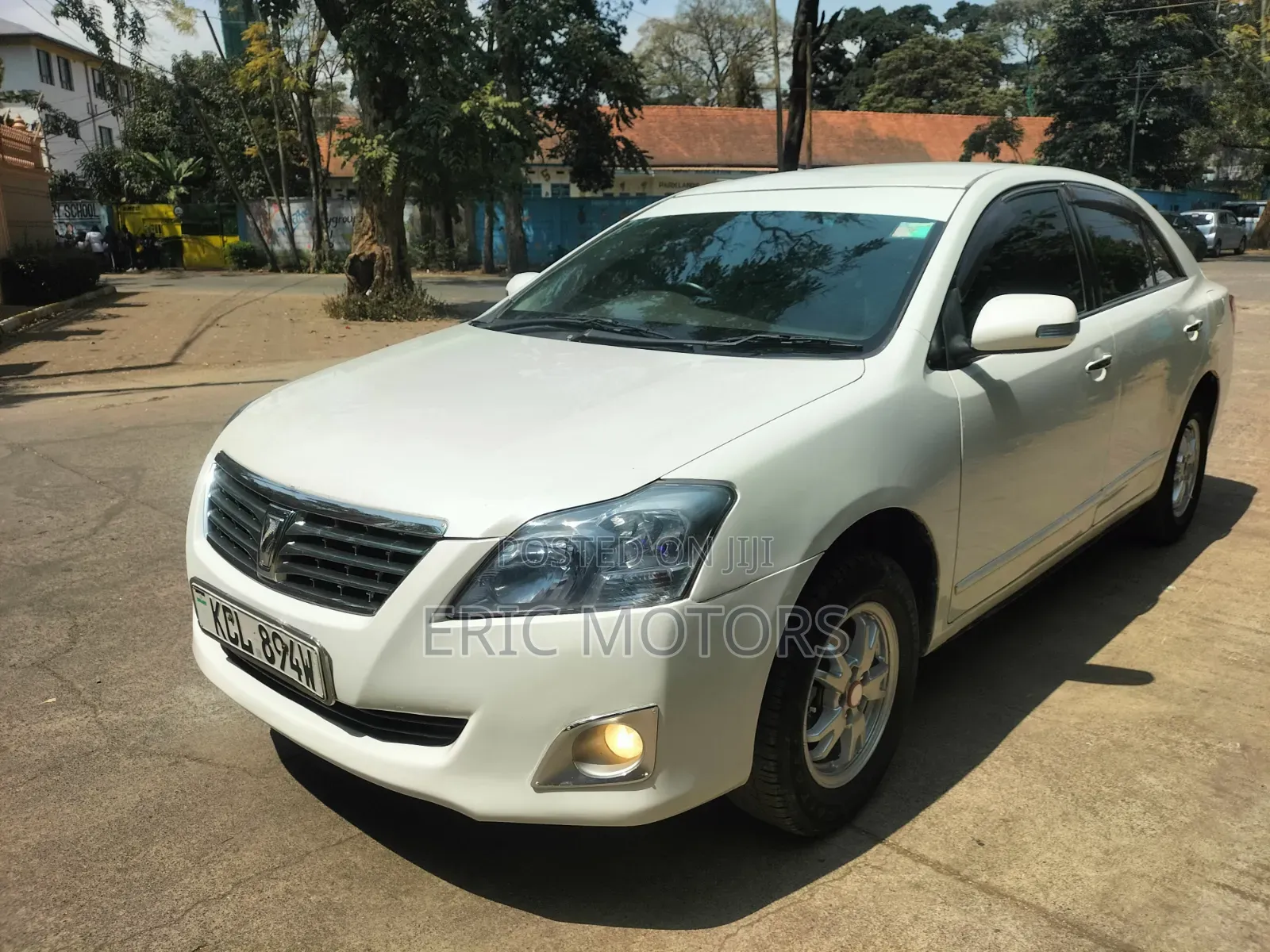 Toyota Premio 2010 White