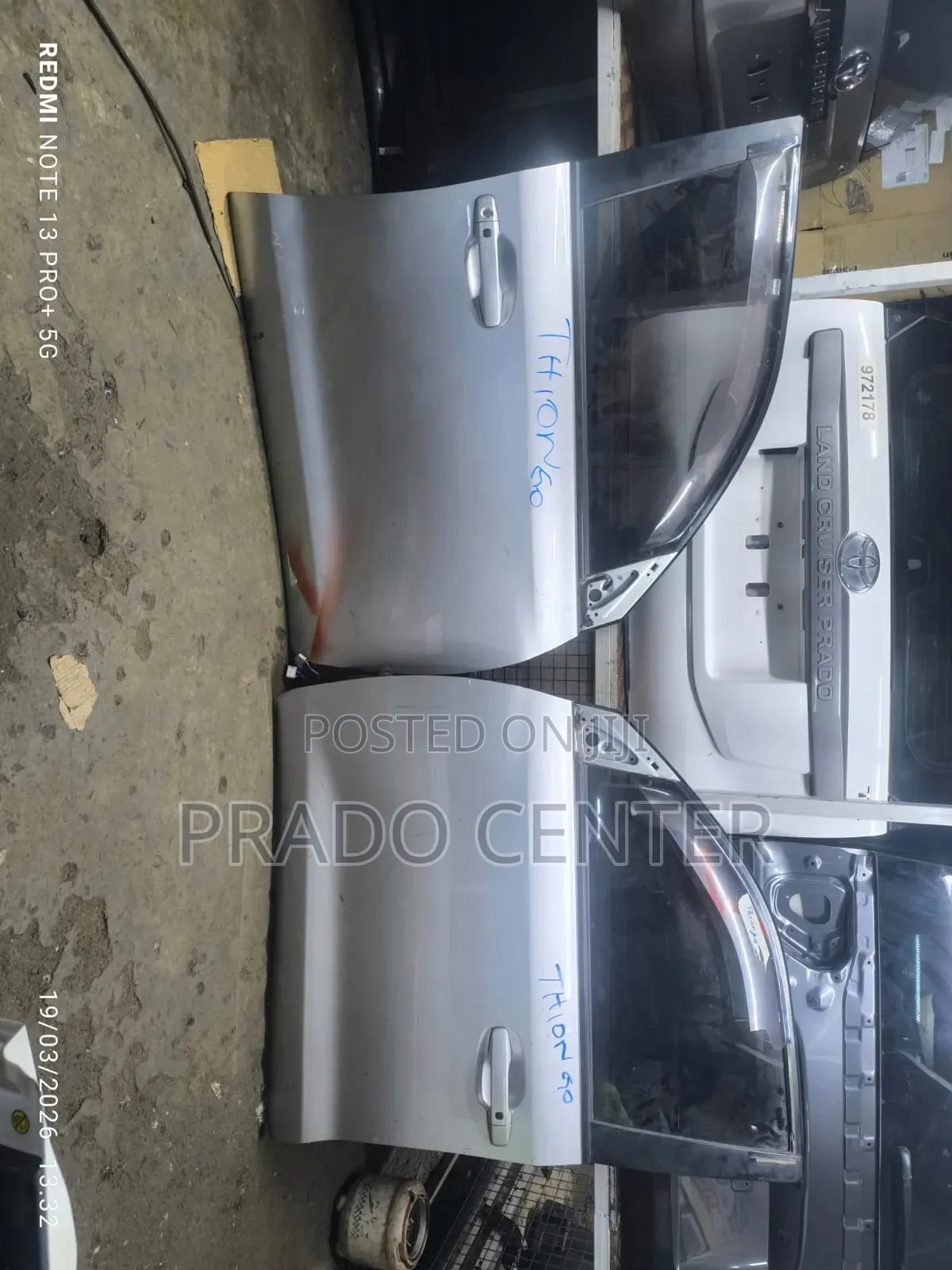 Land Cruiser V8 Front Door