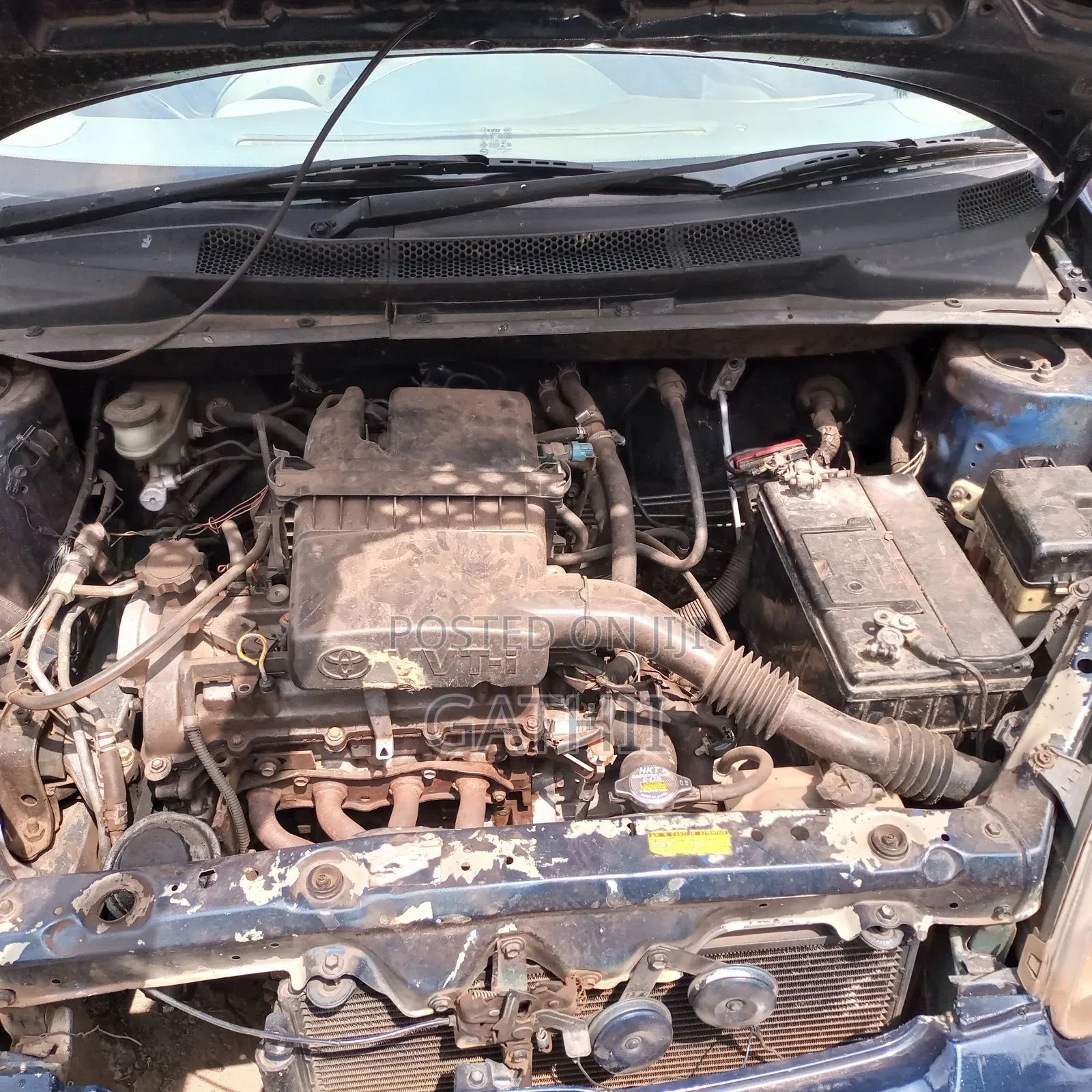 Toyota Vitz 2000 Black
