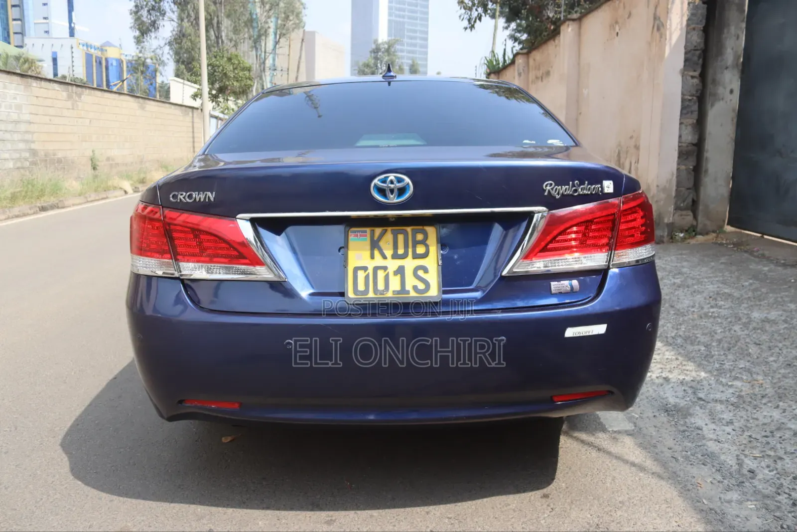 Toyota Crown 2014