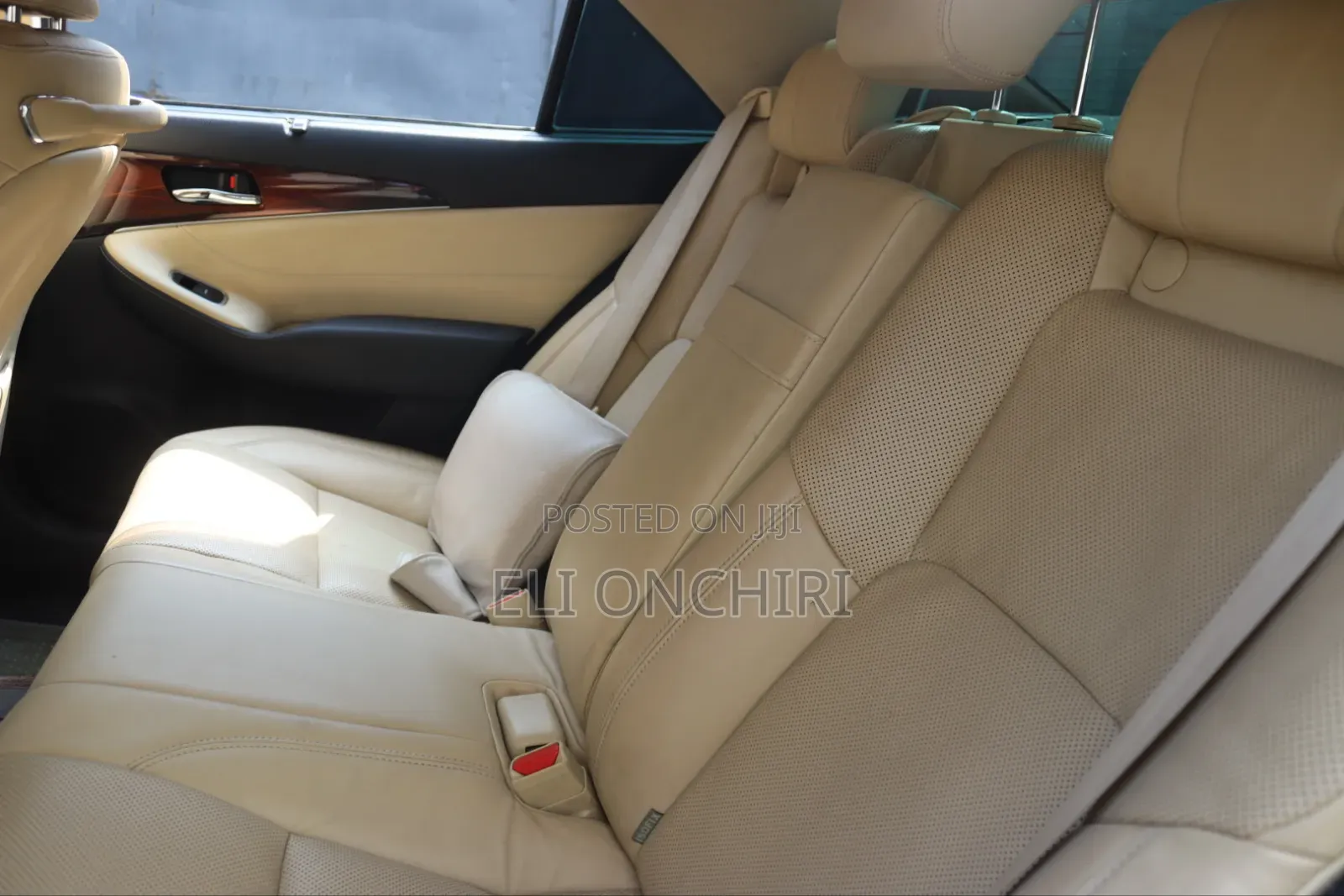 Toyota Crown 2014