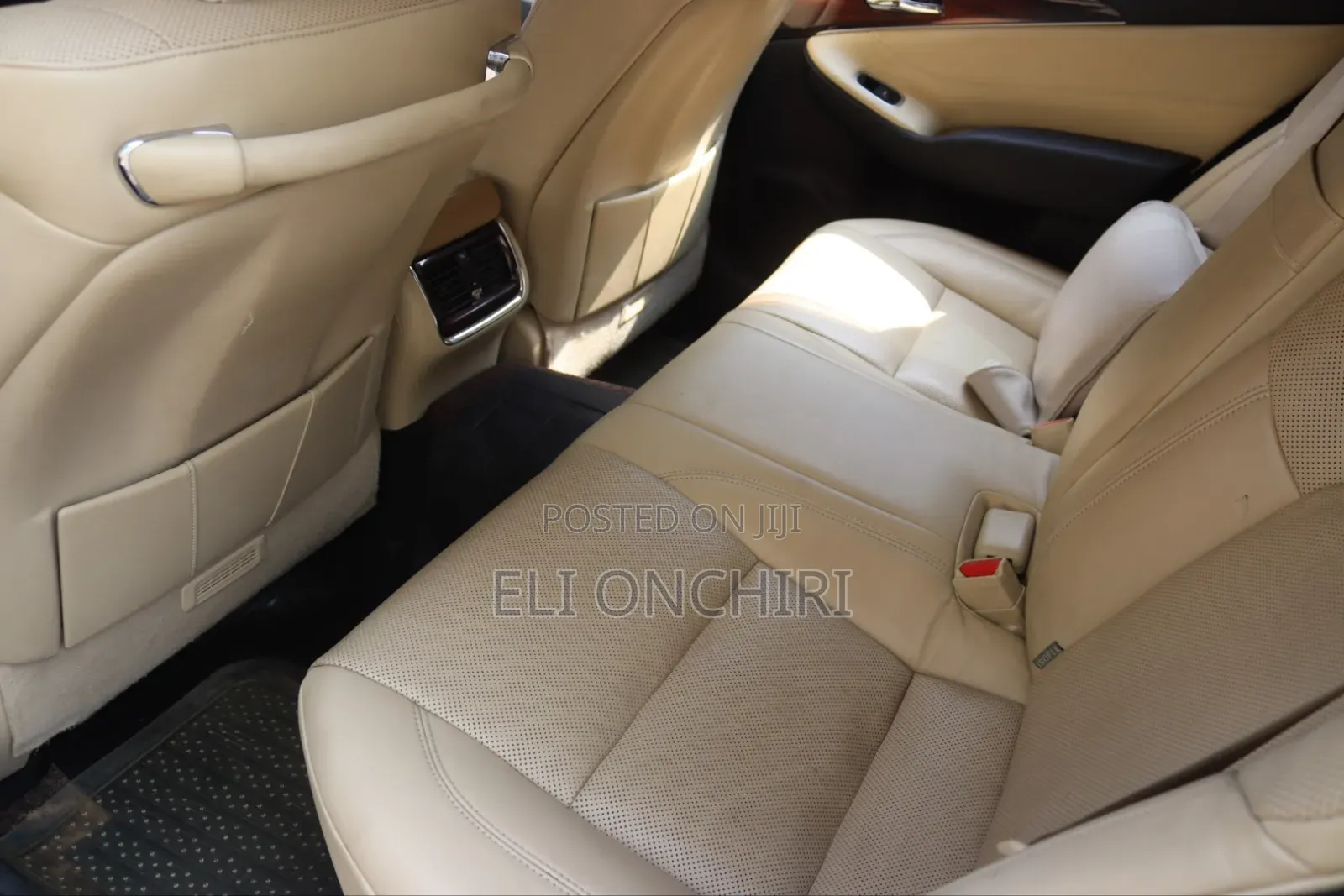 Toyota Crown 2014