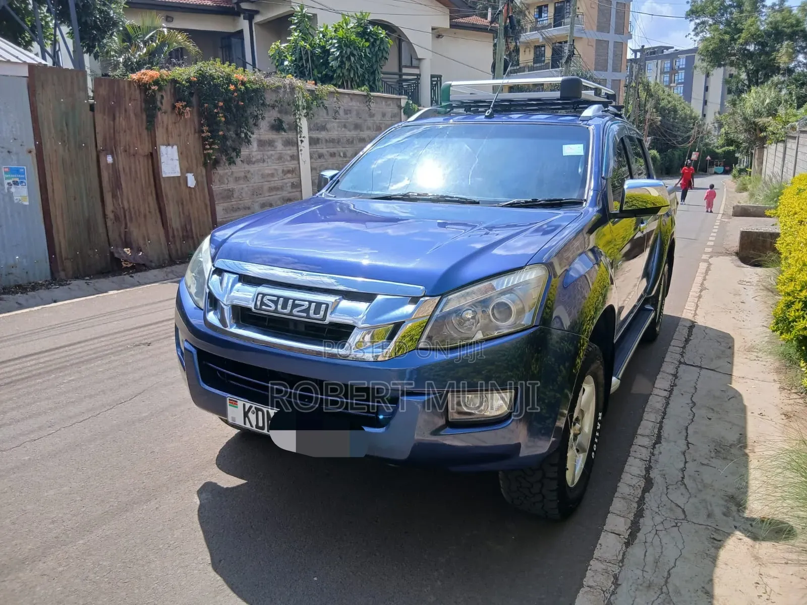 Isuzu D-MAX 2017 Blue
