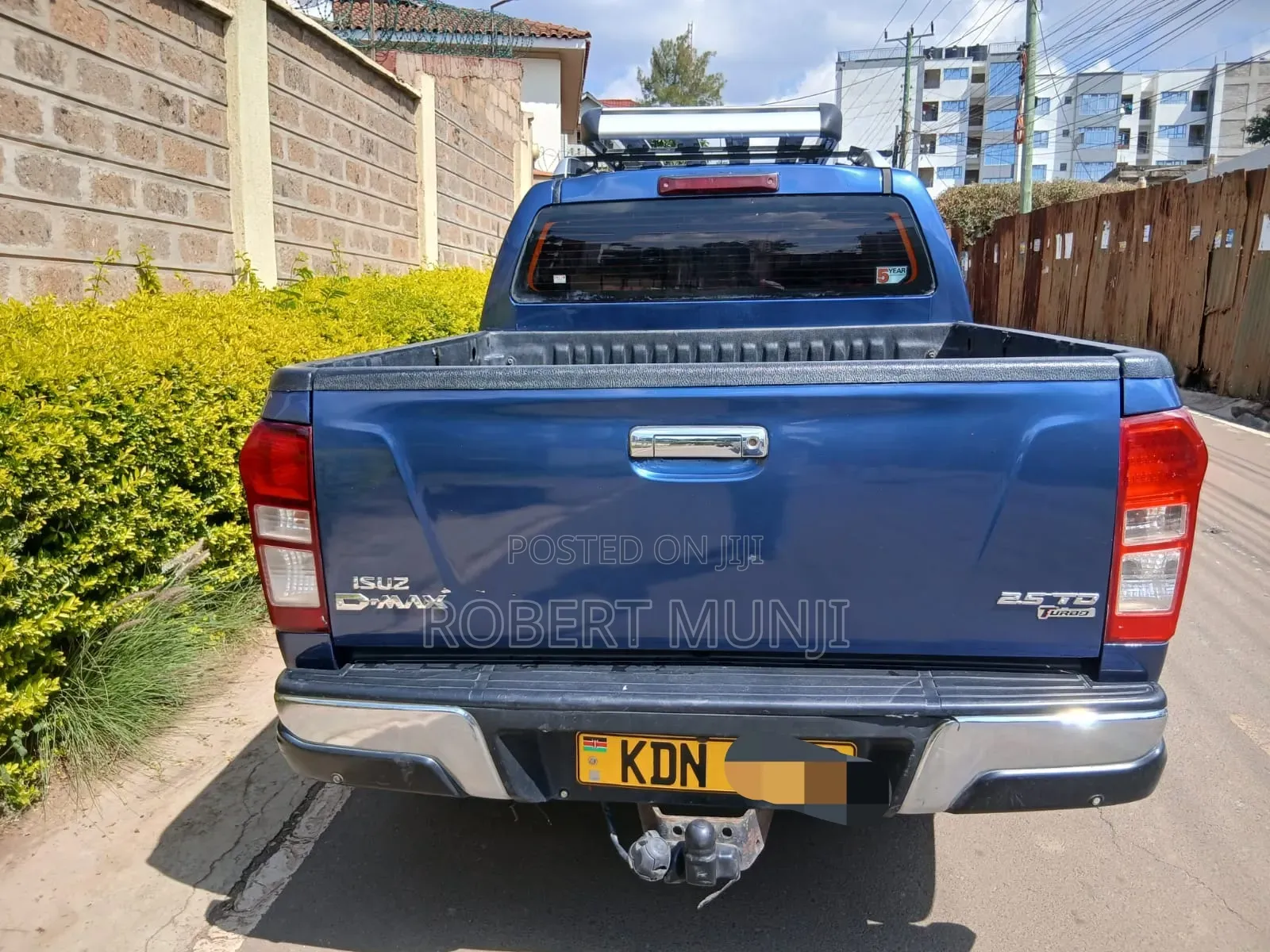 Isuzu D-MAX 2017 Blue