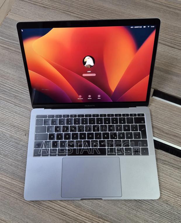 Laptop Apple MacBook Pro 2017 8GB Intel Core i5 SSD 256GB