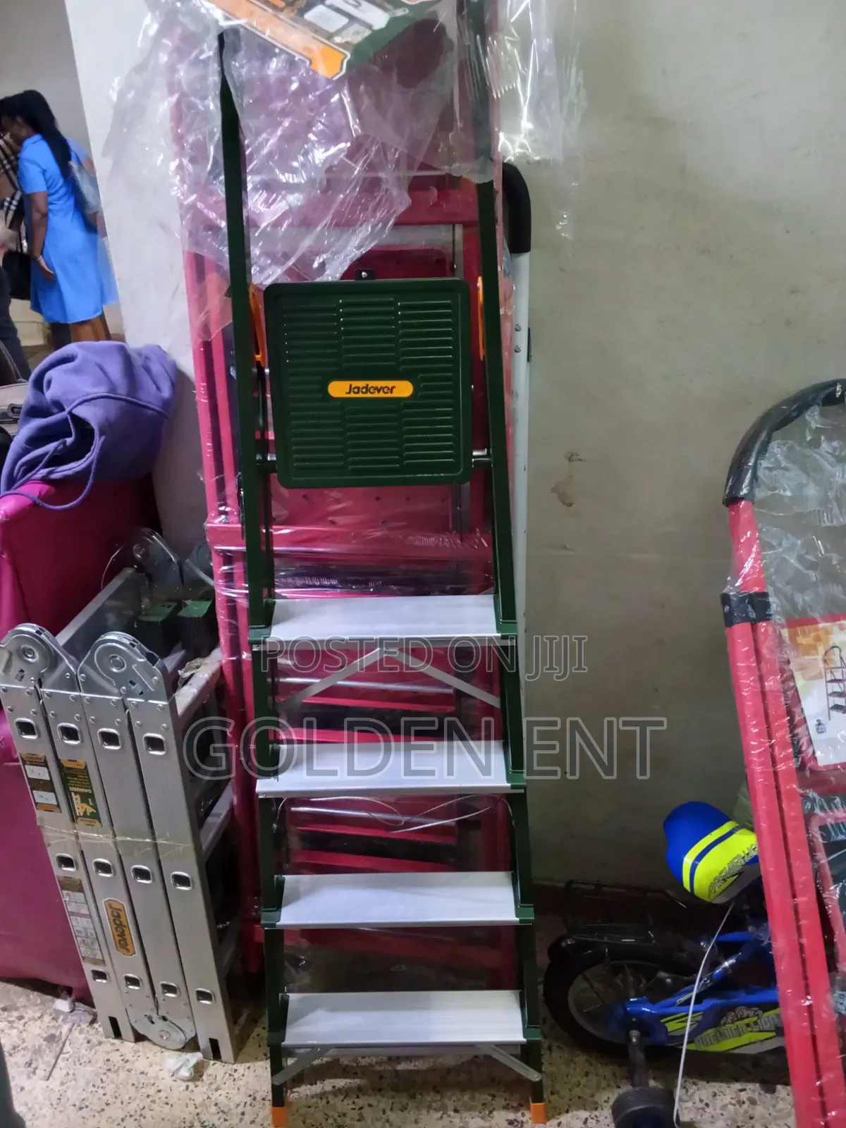 Jadever 4step Ladder/Jadever Step Ladder