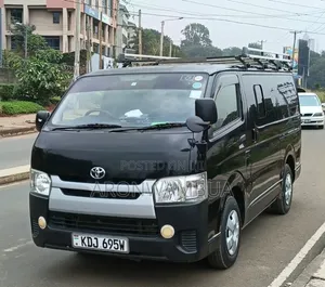 Toyota HiAce 2016 Black