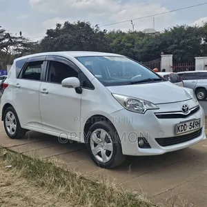 Toyota Ractis 2014 White