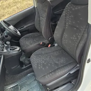 Toyota Ractis 2014 White