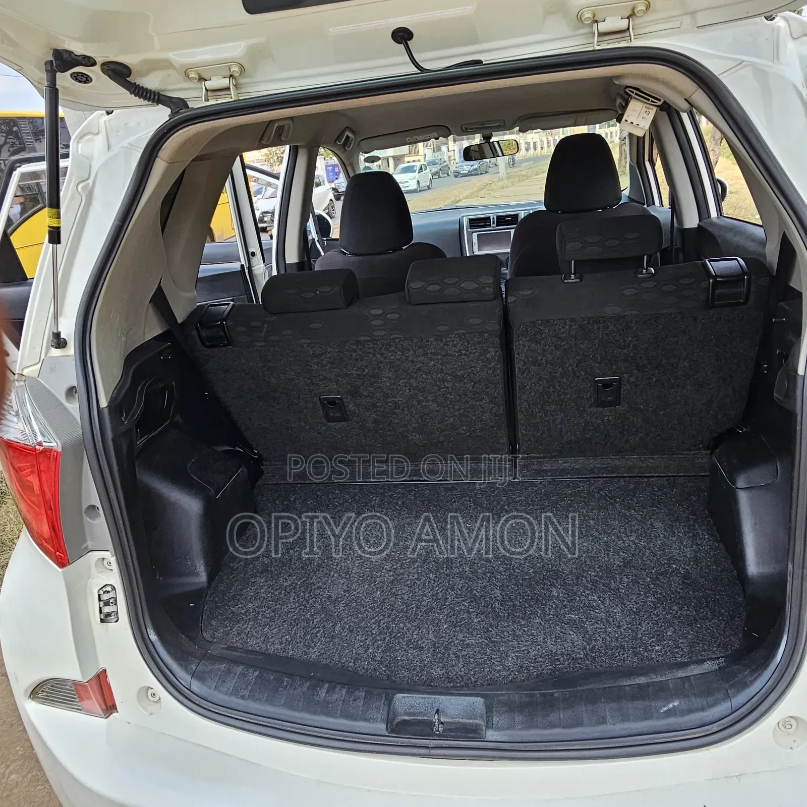 Toyota Ractis 2014 White