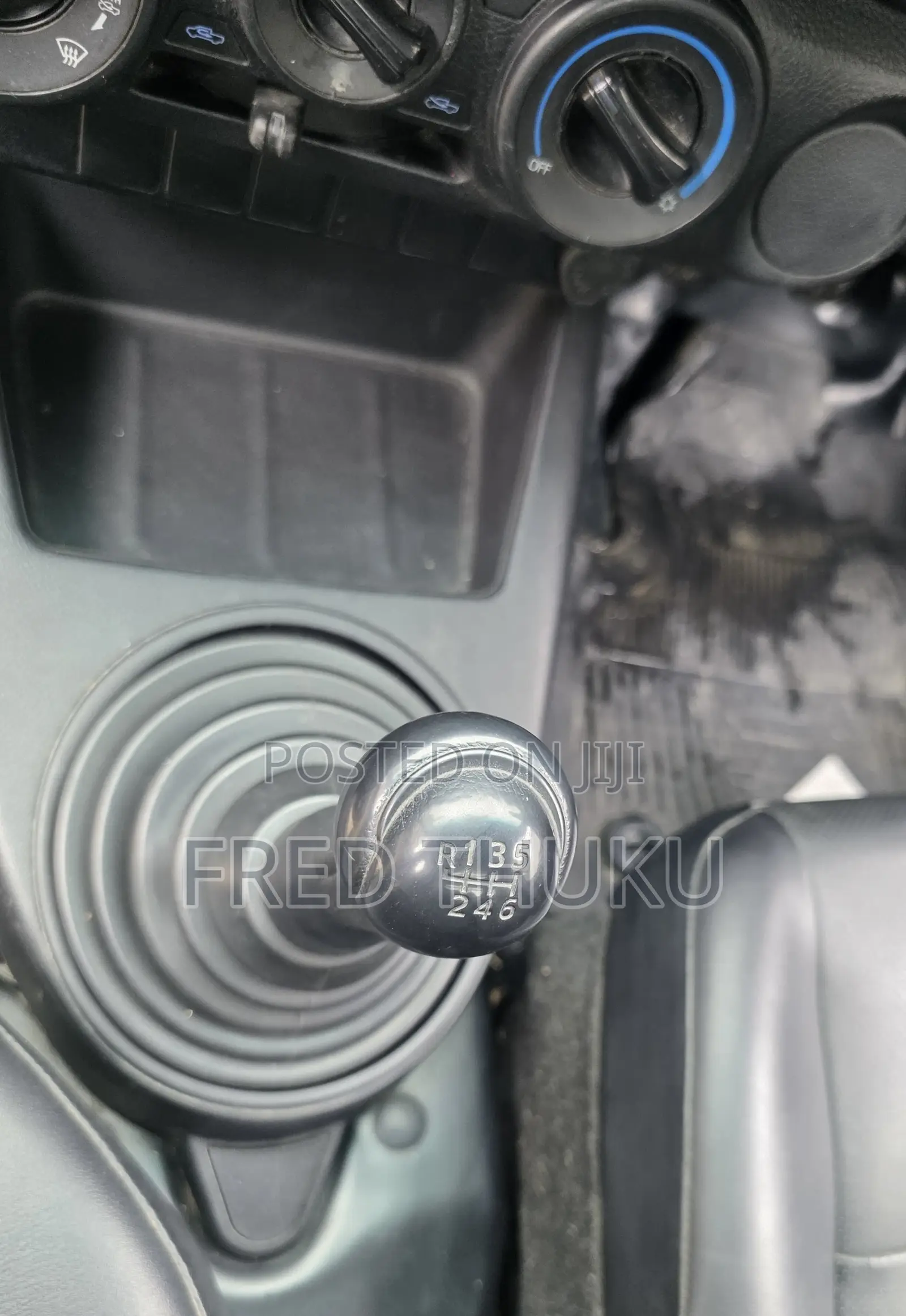 Toyota Hilux Revo Smart Cab Deisel 2.4 RWD 2018 White