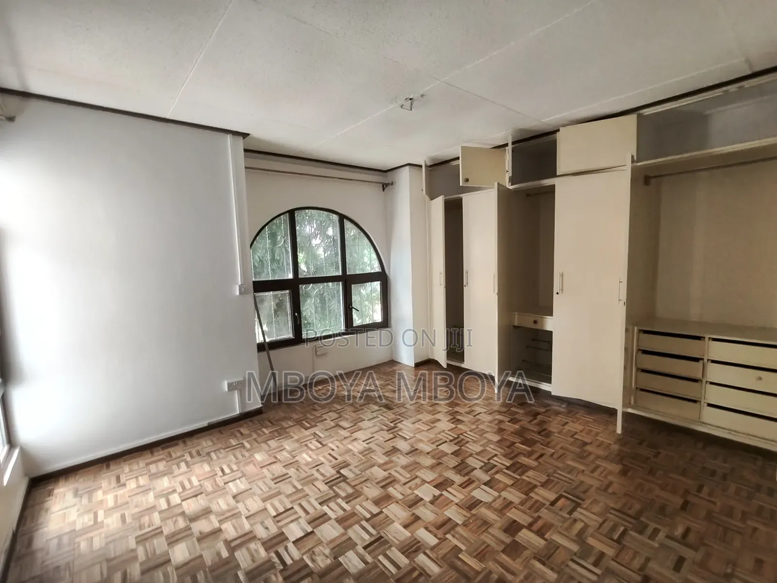 4bdrm House in Valley Arcade for rent