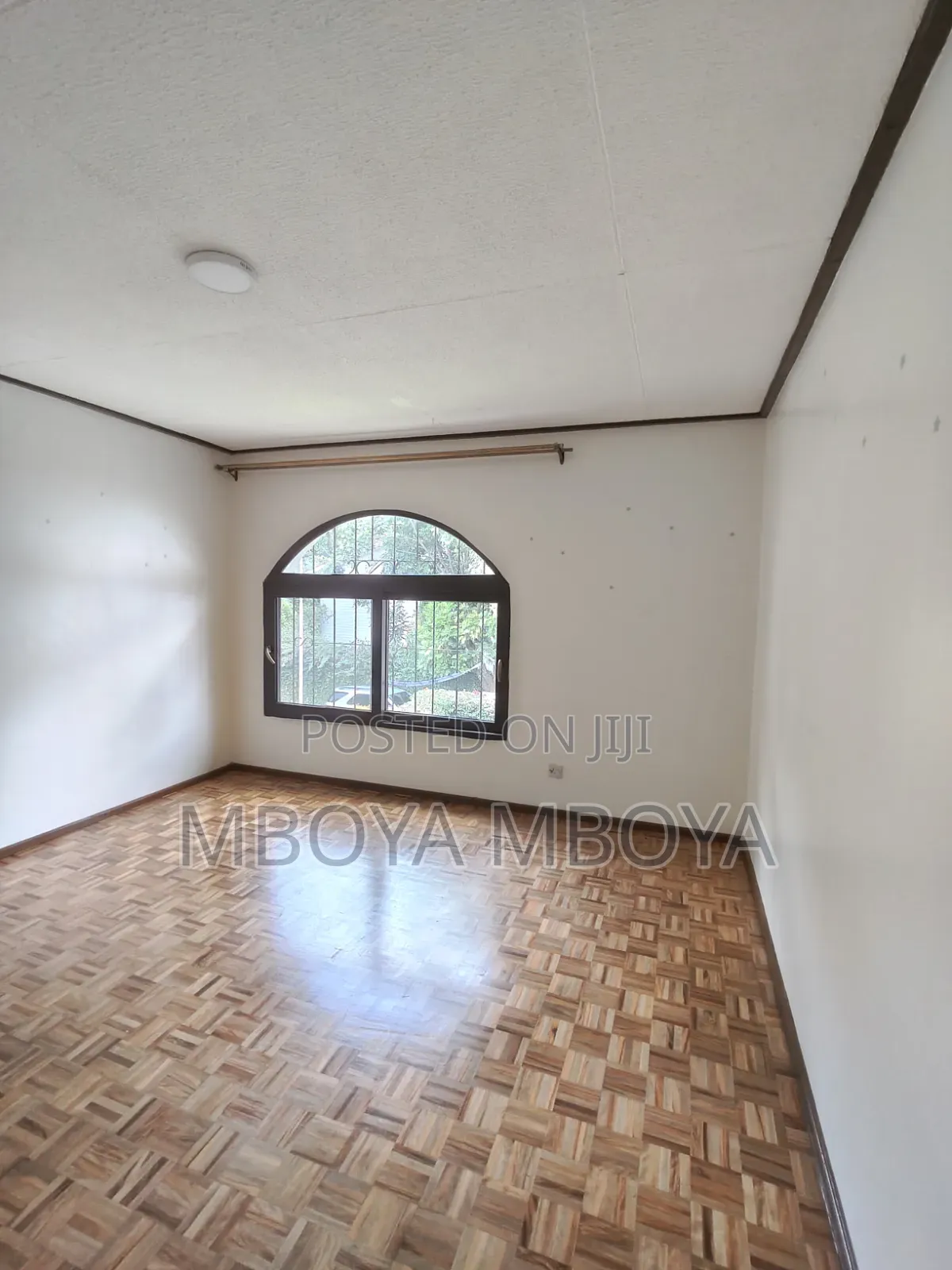 4bdrm House in Valley Arcade for rent