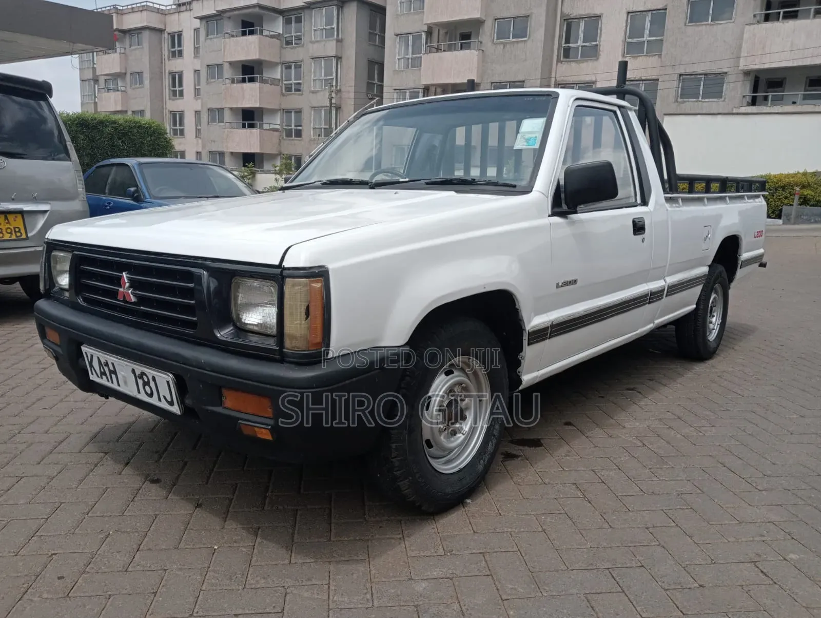 Mitsubishi L200 1996 White