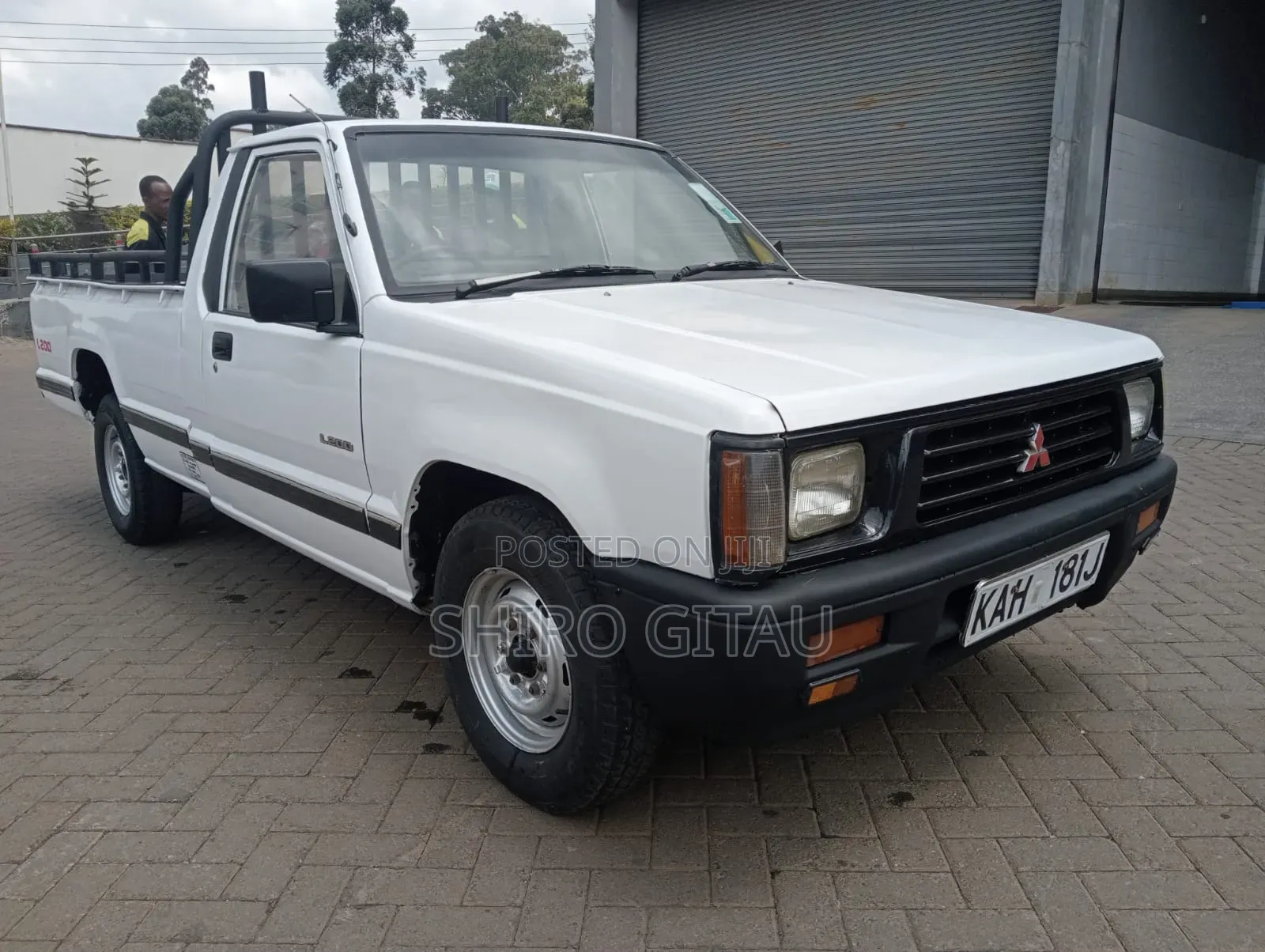 Mitsubishi L200 1996 White