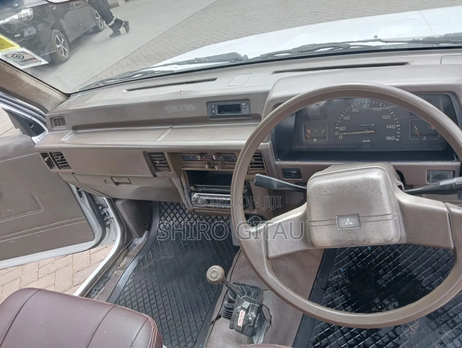 Mitsubishi L200 1996 White