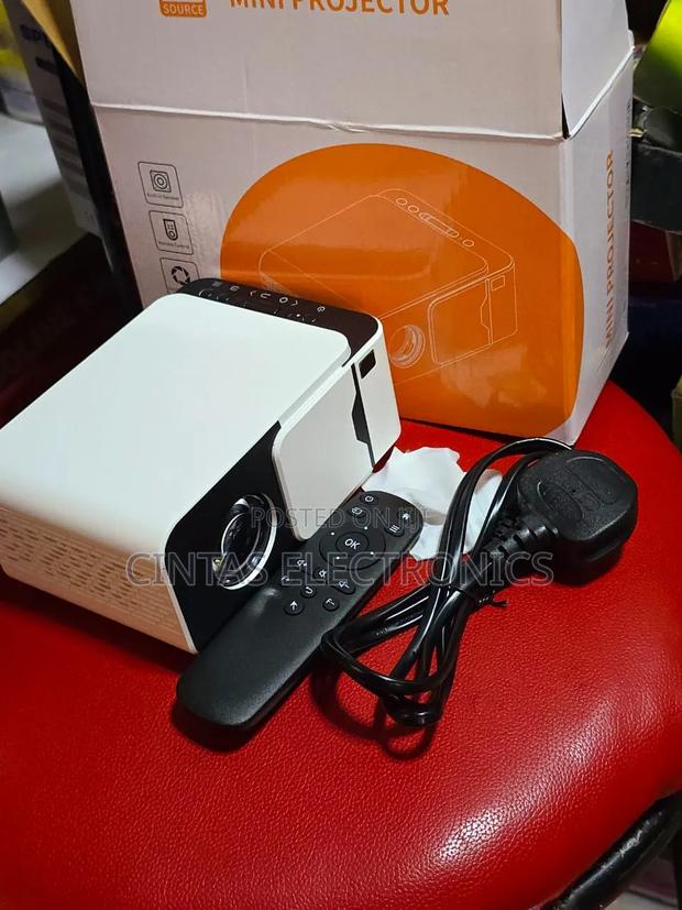 LED Mini Projector - main view