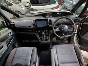 Nissan Serena 2019 White