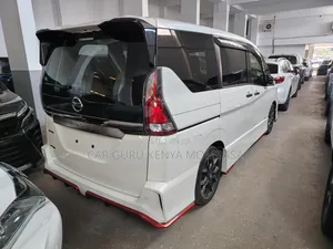 Nissan Serena 2019 White