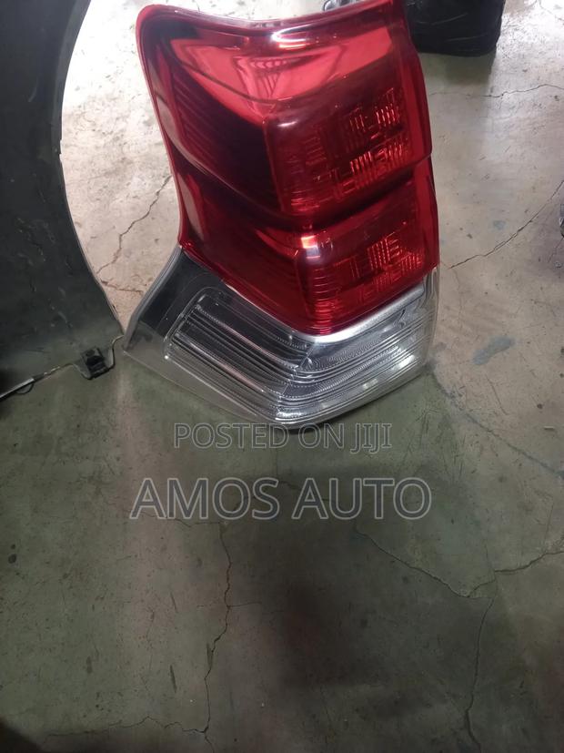 Land Cruiser Prado J150 Taillight - thumbnail 2