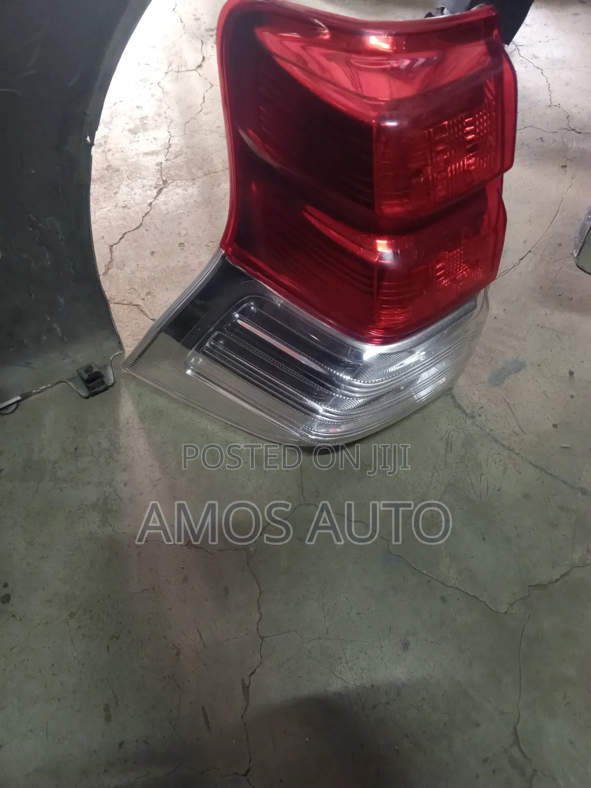 Land Cruiser Prado J150 Taillight