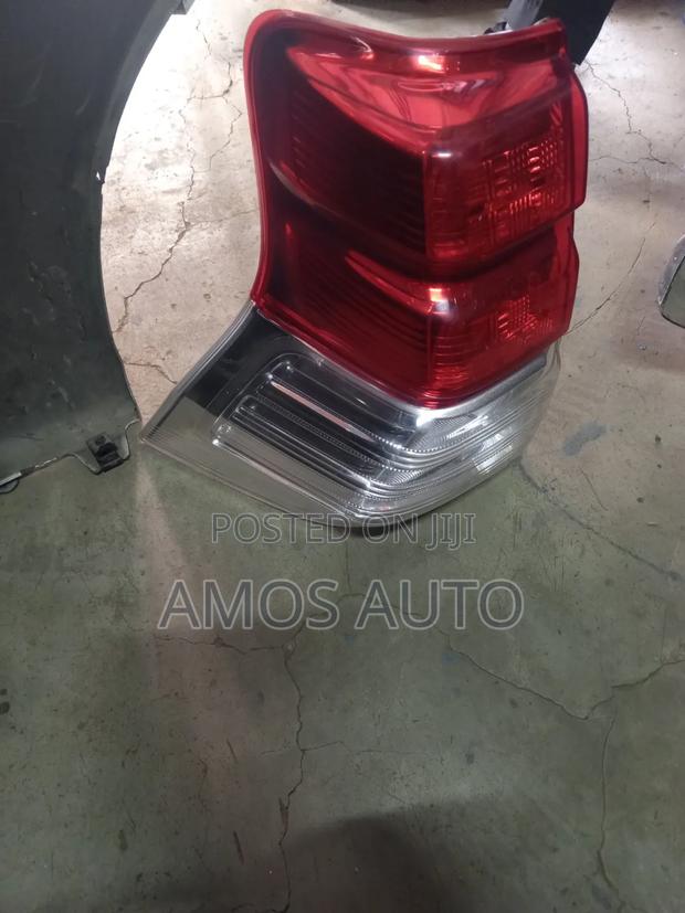 Land Cruiser Prado J150 Taillight - thumbnail 4